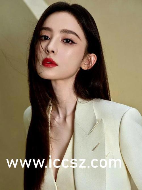 爆料网吃瓜黑料反差入口 网红吃瓜独家爆料反差,吃瓜黑料背后的反差人生